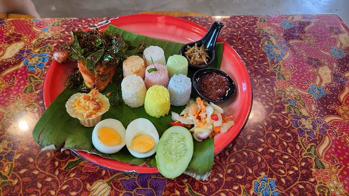 7 Warna Kopitiam™ 七記茶樓 (Melaka 马六甲) food